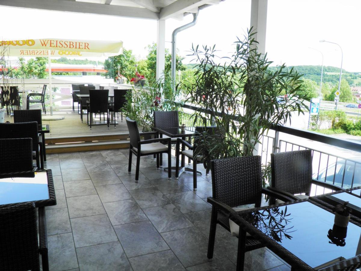 Donau-Hotel Sinzing Buitenkant foto
