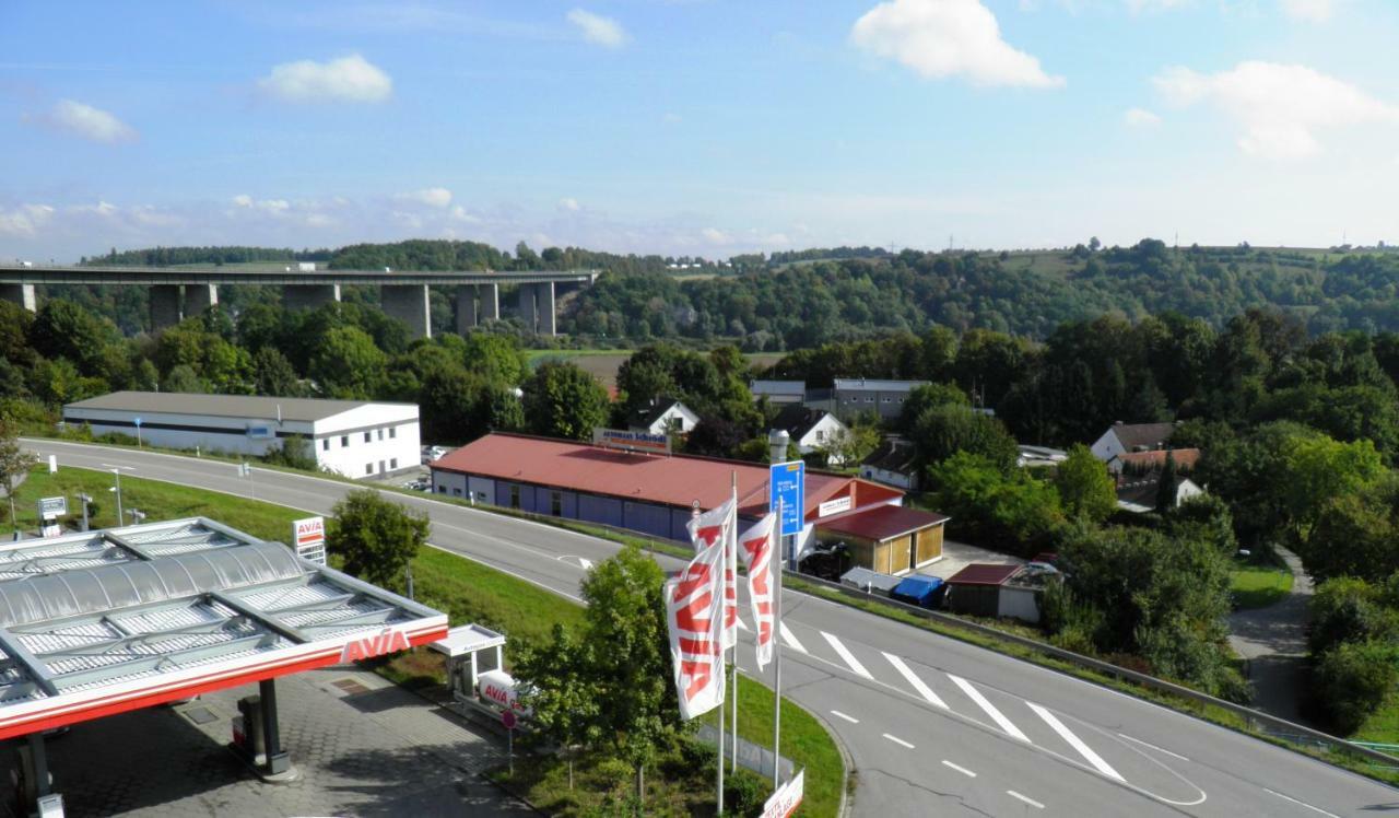 Donau-Hotel Sinzing Buitenkant foto