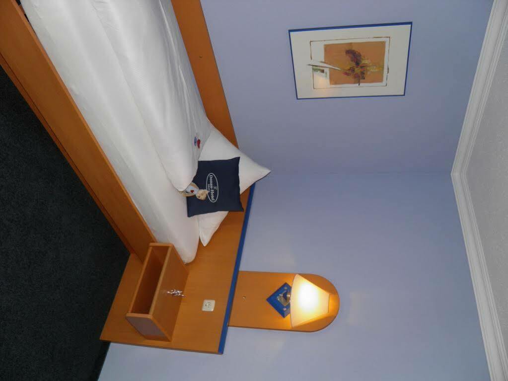 Donau-Hotel Sinzing Buitenkant foto